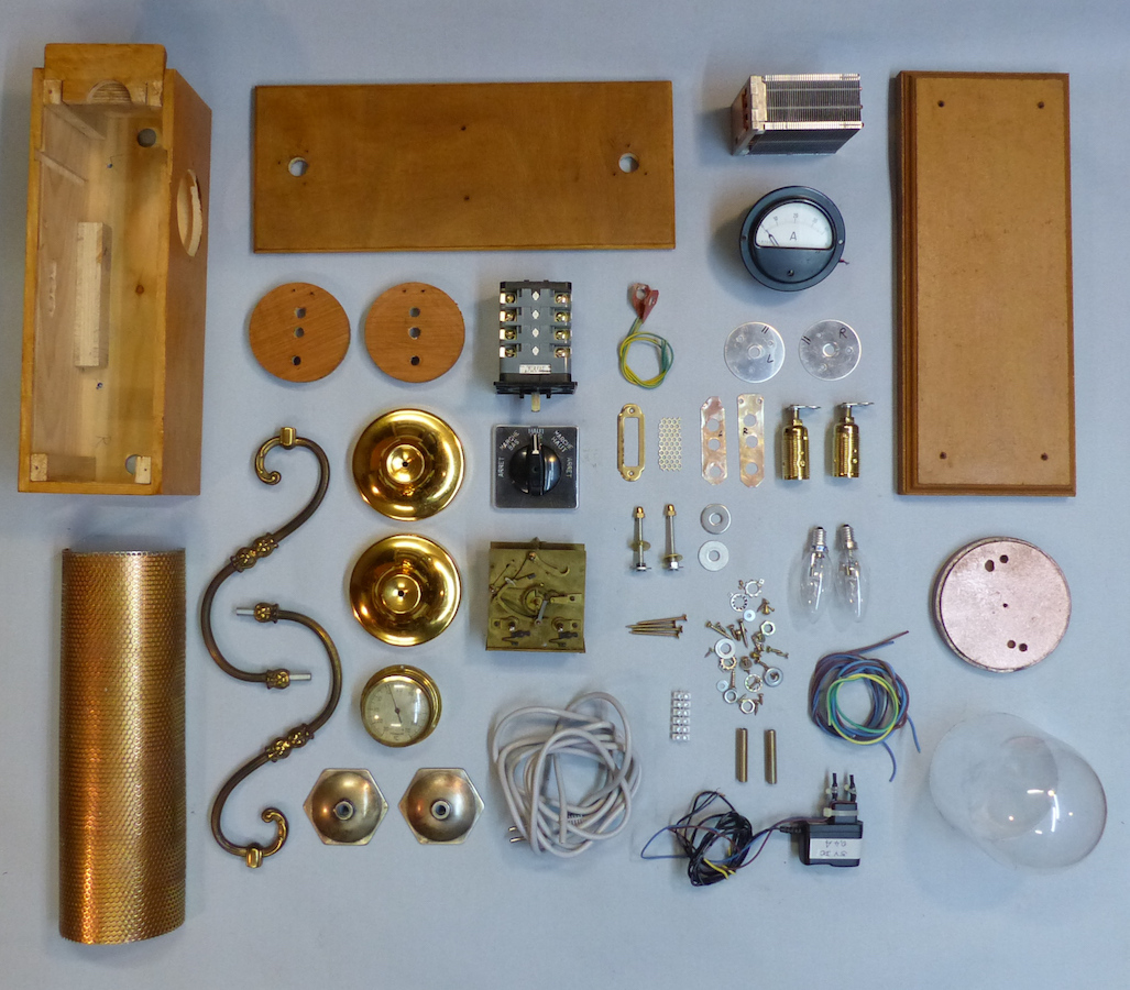 Steampunk Lamp 70 parts.jpg